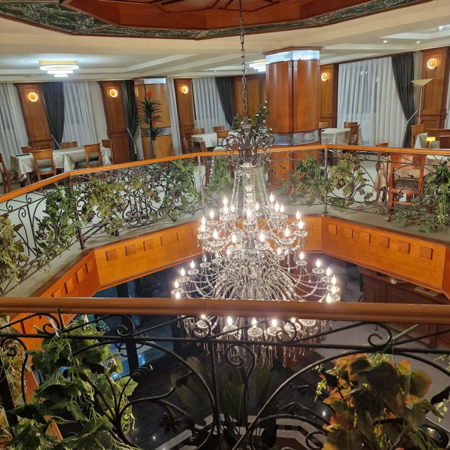 Hotel Princi I Arberit Pristina Buitenkant foto